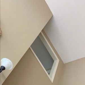 Meet your Posher, Holden